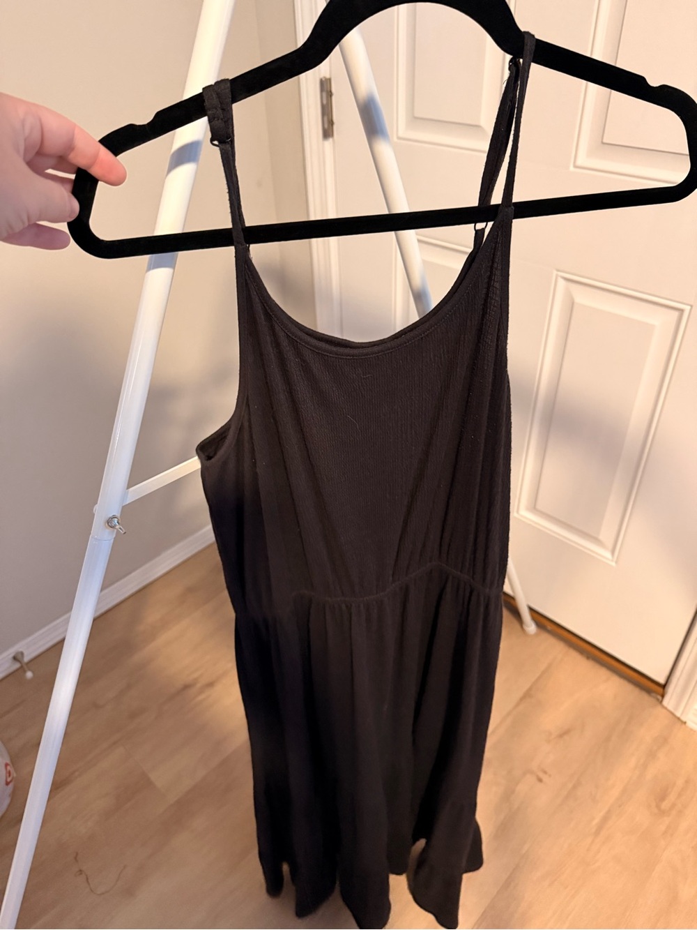 Knox Rose Women’s black midi dress size small ruffles elastic